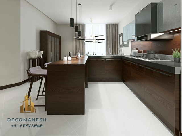 کابینت آشپزخانه با تم چوبی و دور سینک ظرفشویی