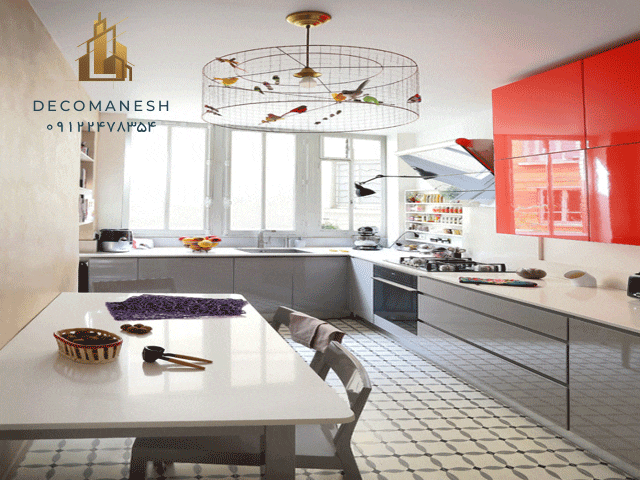 کابینت آشپزخانه ترکیبی با تم رنگی قرمز و سیلور