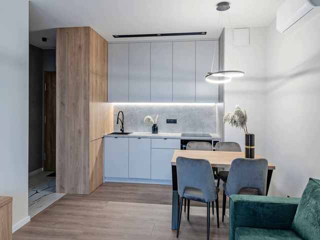کابینت سبک ترنزیشنال