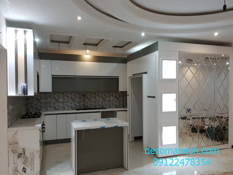 کابینت آشپزخانه با مغزی ام دی اف و روکش هایگلاس