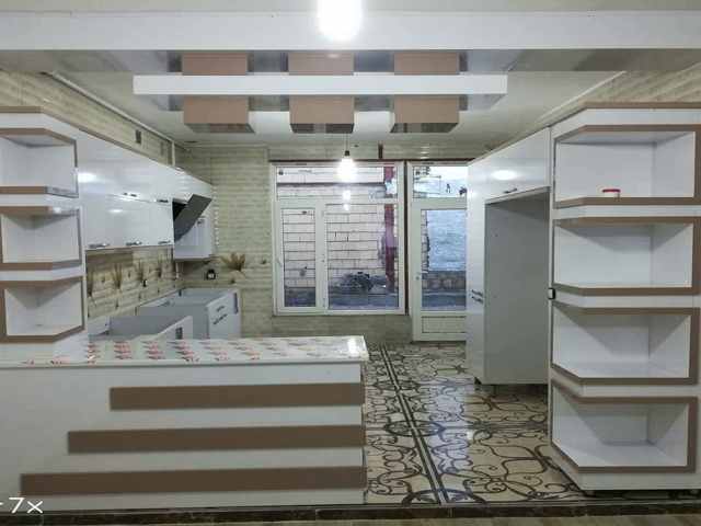 کابینت آشپزخانه با طرح شلوغ